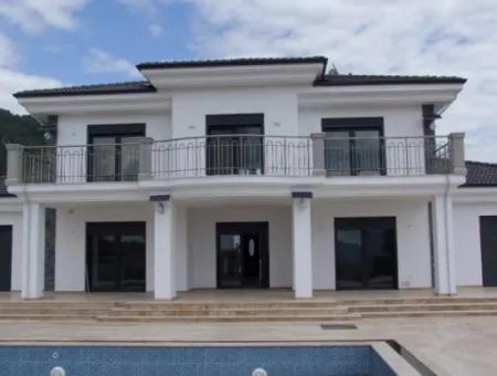 Luxus-Villa Zu Verkaufen In Zeytinalanda Köyce'inz Zeyt'nalanda 6800M2 Land Villa Zum Verkauf Mit Voller Seeblick