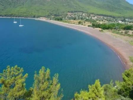 3250M2 Grundstück Zum Verkauf In Ekincik Mit Blick Auf Das Meer