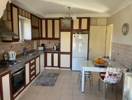 Villa Zum Verkauf In 600M2 Grundstück In Dalyan