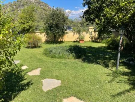 3 1 Villa For Sale In 600M2 Plot In Dalyan Gülpınar