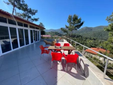 Villa For Sale In A 509M2 Plot With Sea View In Gökbel